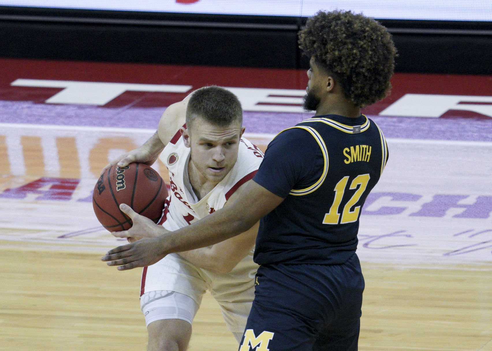 Michigan 67, UW 59